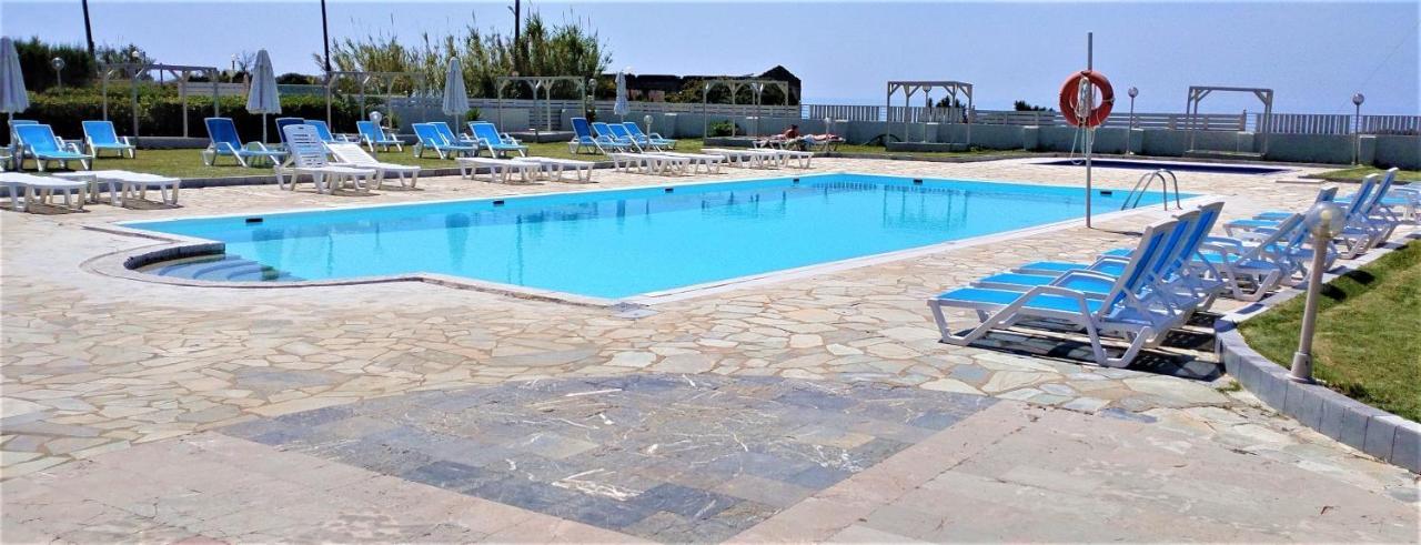 אגיוס גיורגיוס Eleni Apartments Sant George Beach מראה חיצוני תמונה