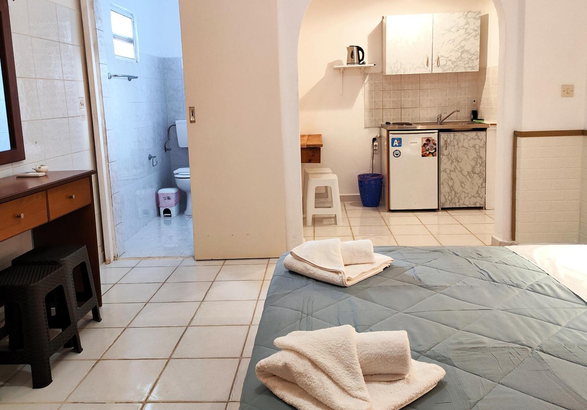 אגיוס גיורגיוס Eleni Apartments Sant George Beach מראה חיצוני תמונה