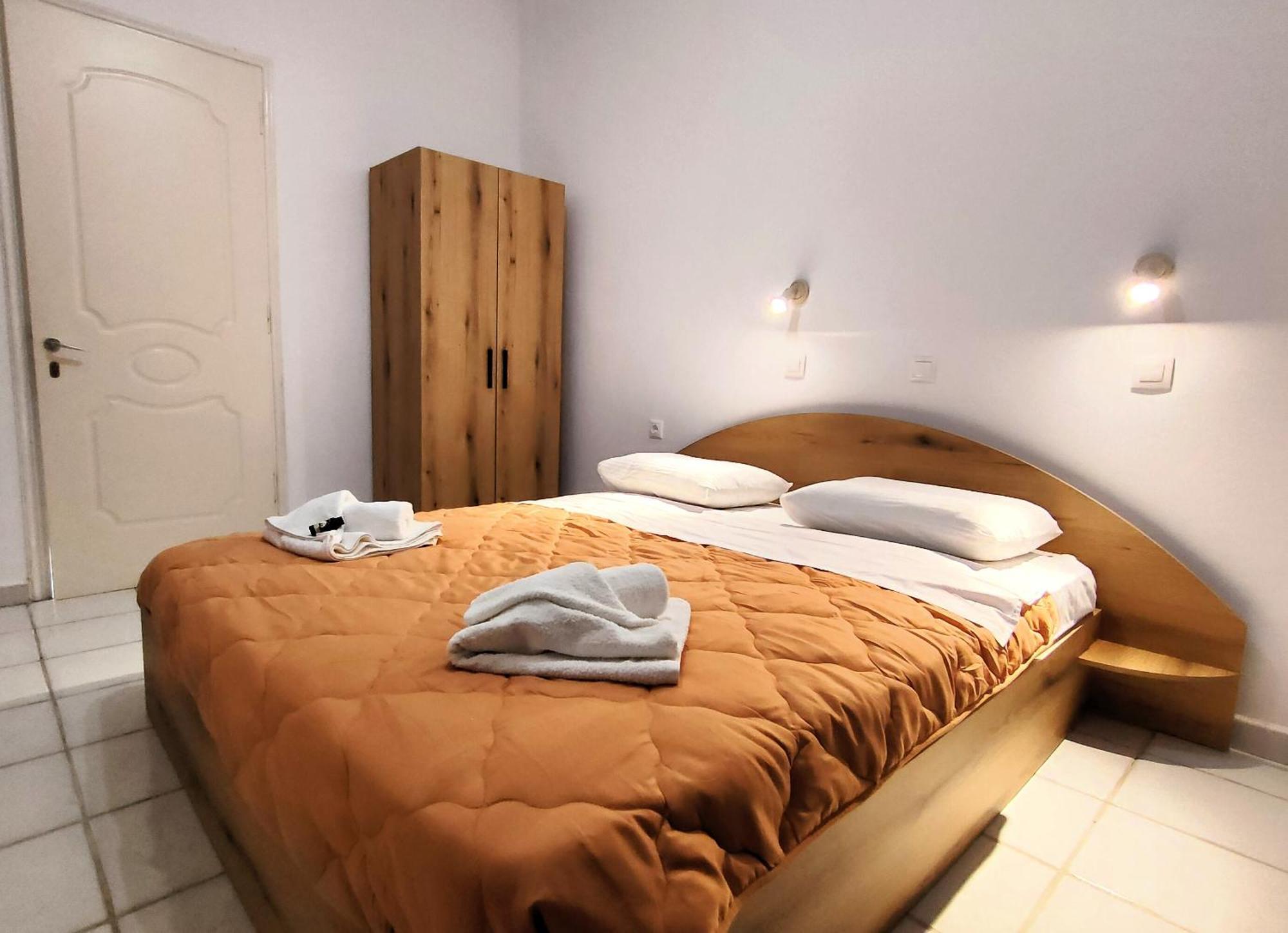 אגיוס גיורגיוס Eleni Apartments Sant George Beach מראה חיצוני תמונה